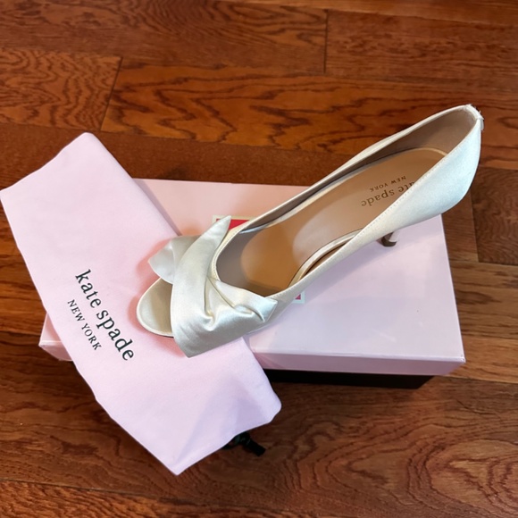 Kate Spade Crawford Peep Toe Pump - Picture 4 of 8